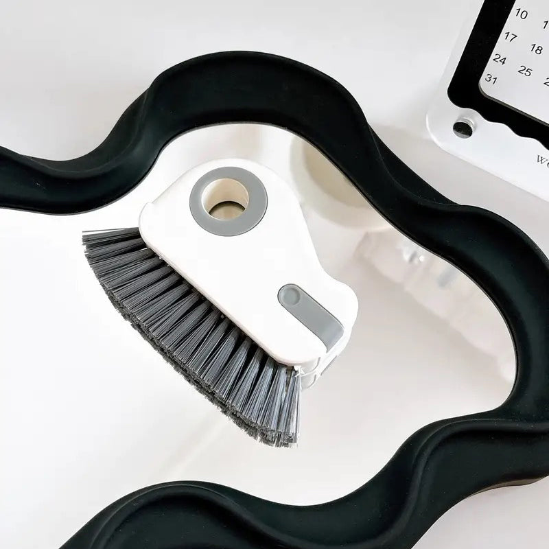 Crevice cleaning brush